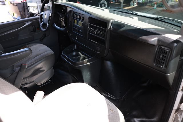 Used 2012 Chevrolet Express 3500 Extended RWD image 42