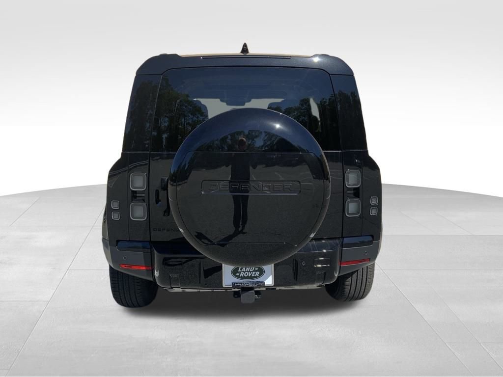 New 2026 Land Rover Defender 110 S image 7