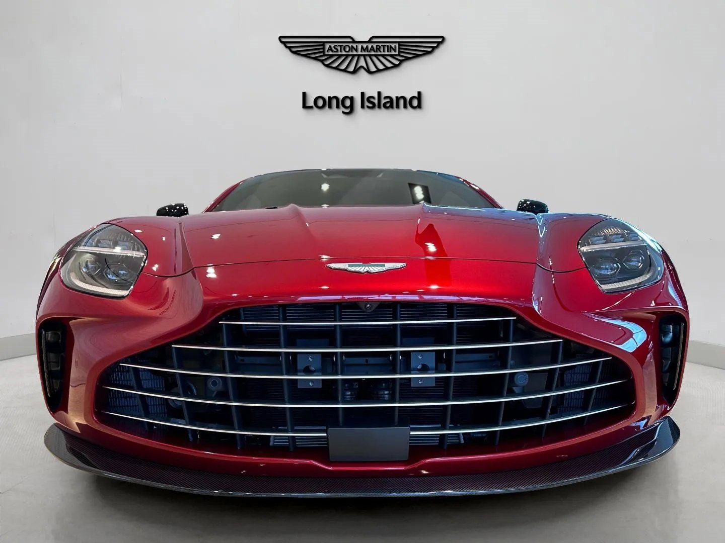 New 2025 Aston Martin V8 Vantage Coupe image 14