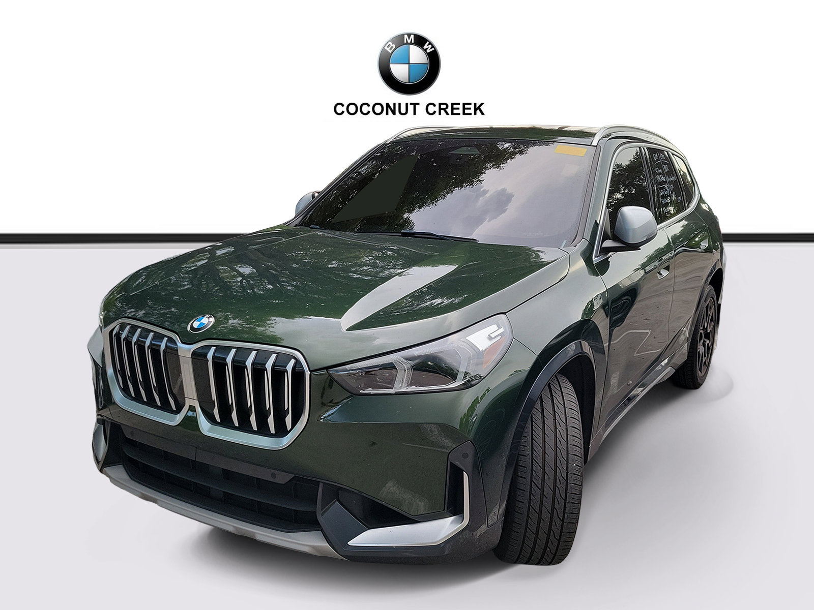 Certified 2023 BMW X1 xDrive28i w/ Convenience Package AWD/4WD image 3