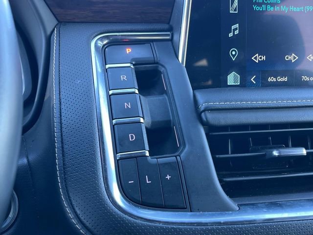 Used 2023 Chevrolet Suburban Premier image 40