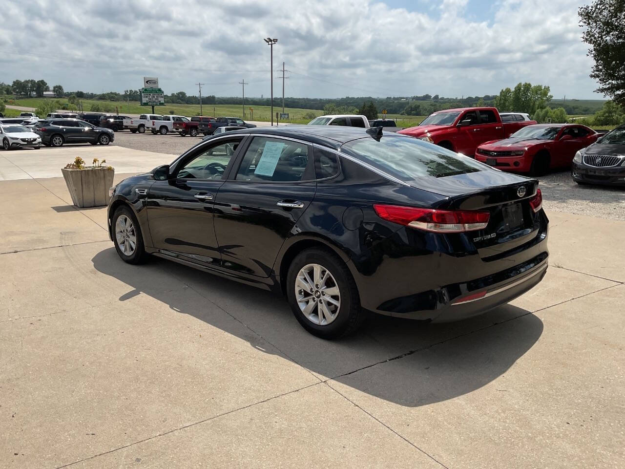 Used 2016 Kia Optima LX FWD image 7