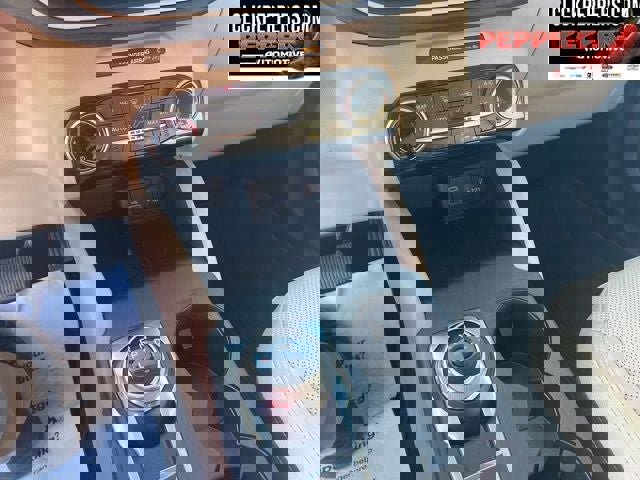 Used 2022 Ford Escape SEL w/ Technology Package image 15