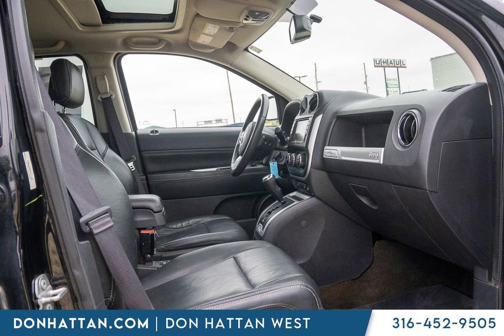 Used 2017 Jeep Compass High Altitude AWD/4WD image 22