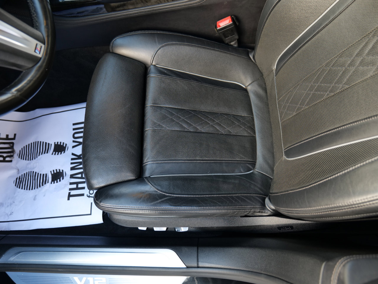 Used 2018 BMW M760i xDrive image 15