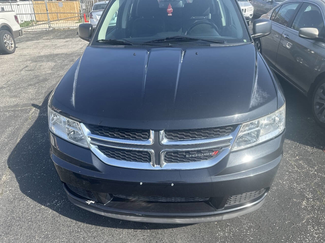 Used 2012 Dodge Journey American Value Package w/ Flexible Seating Group image 1