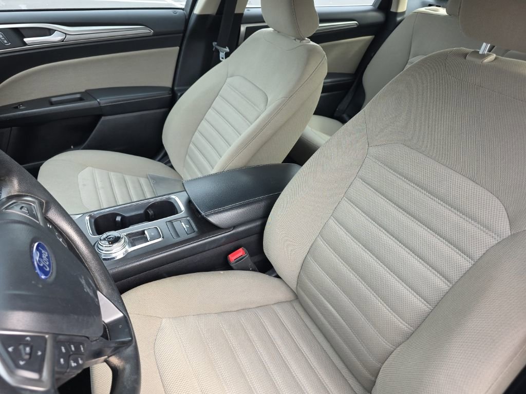 Used 2017 Ford Fusion S image 13