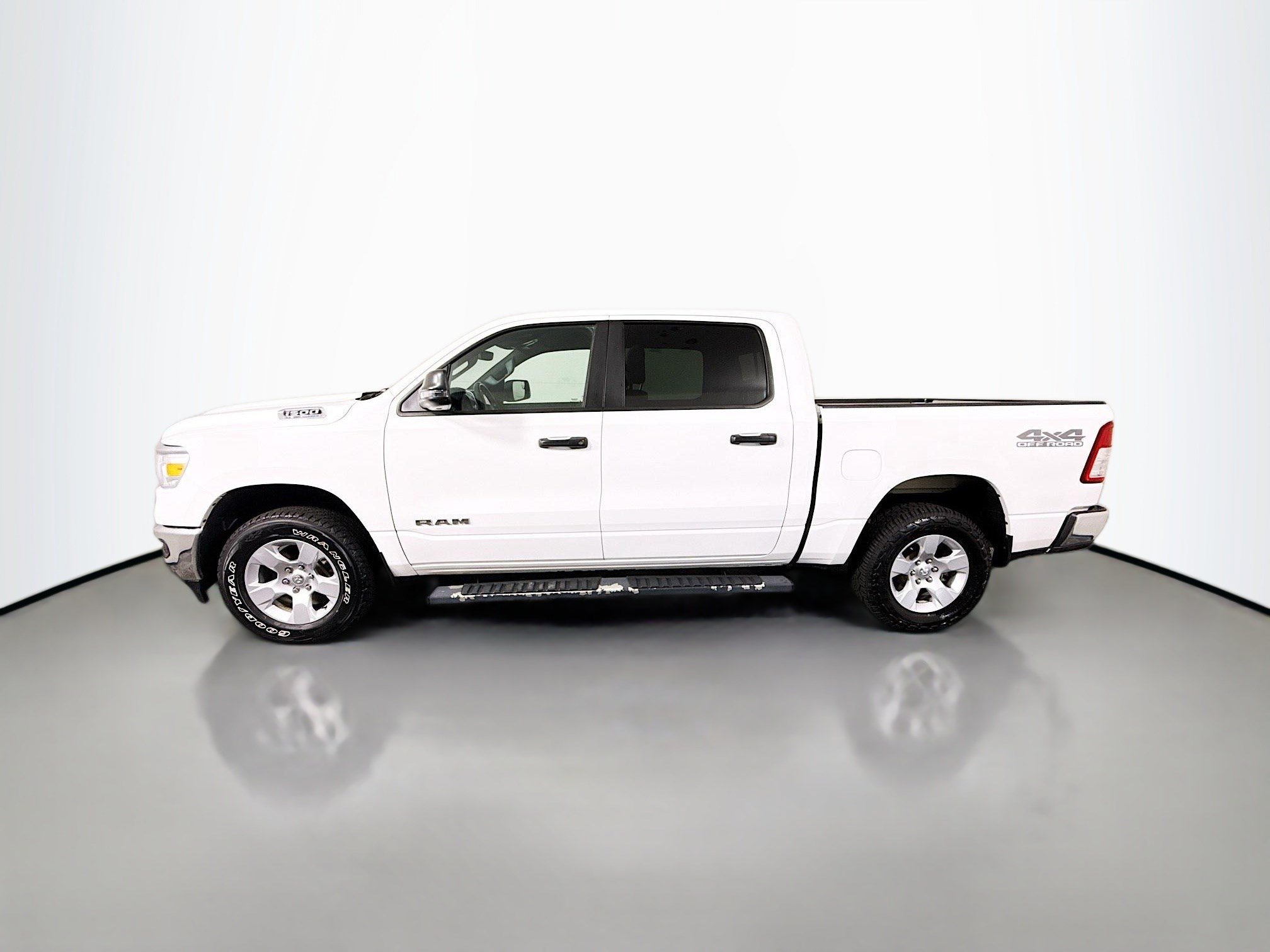 Used 2023 RAM 1500 Big Horn AWD/4WD image 6