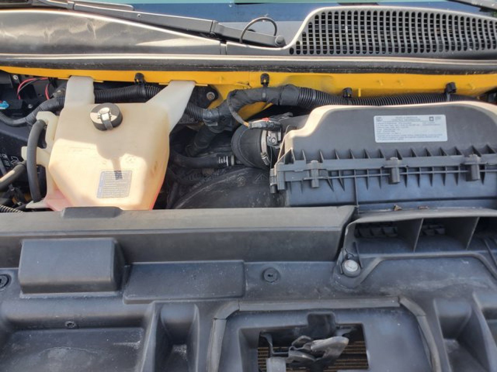 Used 2018 GMC Savana 3500 w/ Driver Convenience Package image 24