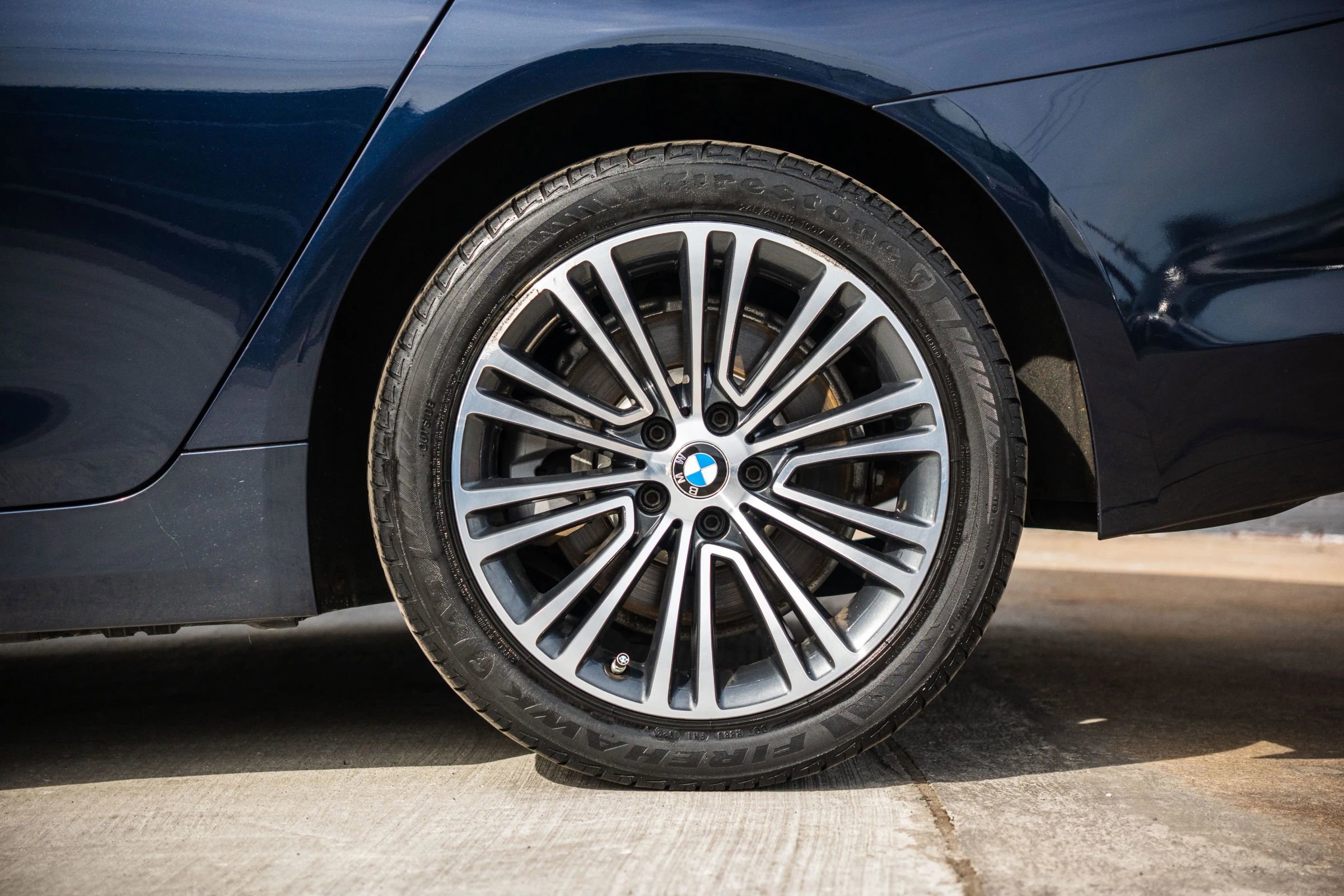 Used 2018 BMW 530i xDrive w/ Premium Package image 29