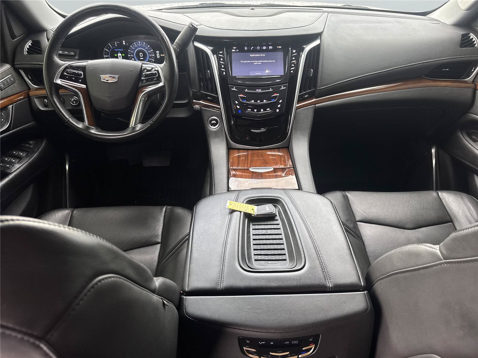 Used 2020 Cadillac Escalade Premium Luxury AWD/4WD image 10