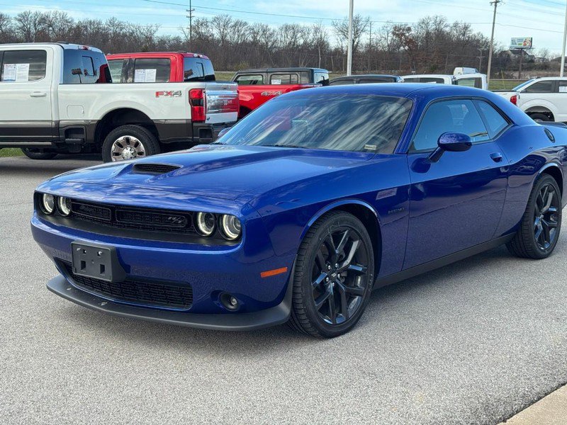 Used 2022 Dodge Challenger R/T w/ Blacktop Package image 8