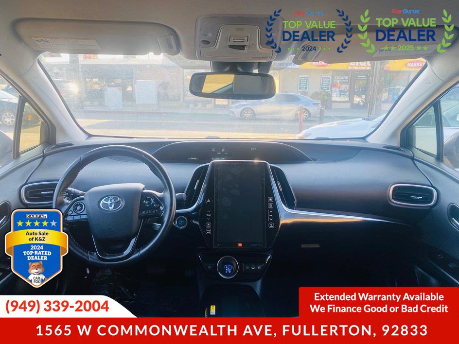 Used 2022 Toyota Prius Prime Limited image 21