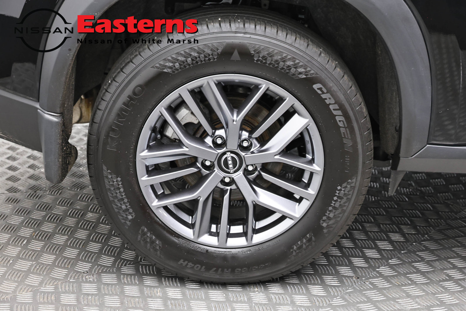 Used 2023 Nissan Rogue S AWD/4WD image 26