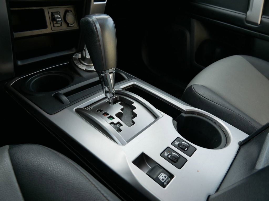 Used 2017 Toyota 4Runner SR5 Premium image 22