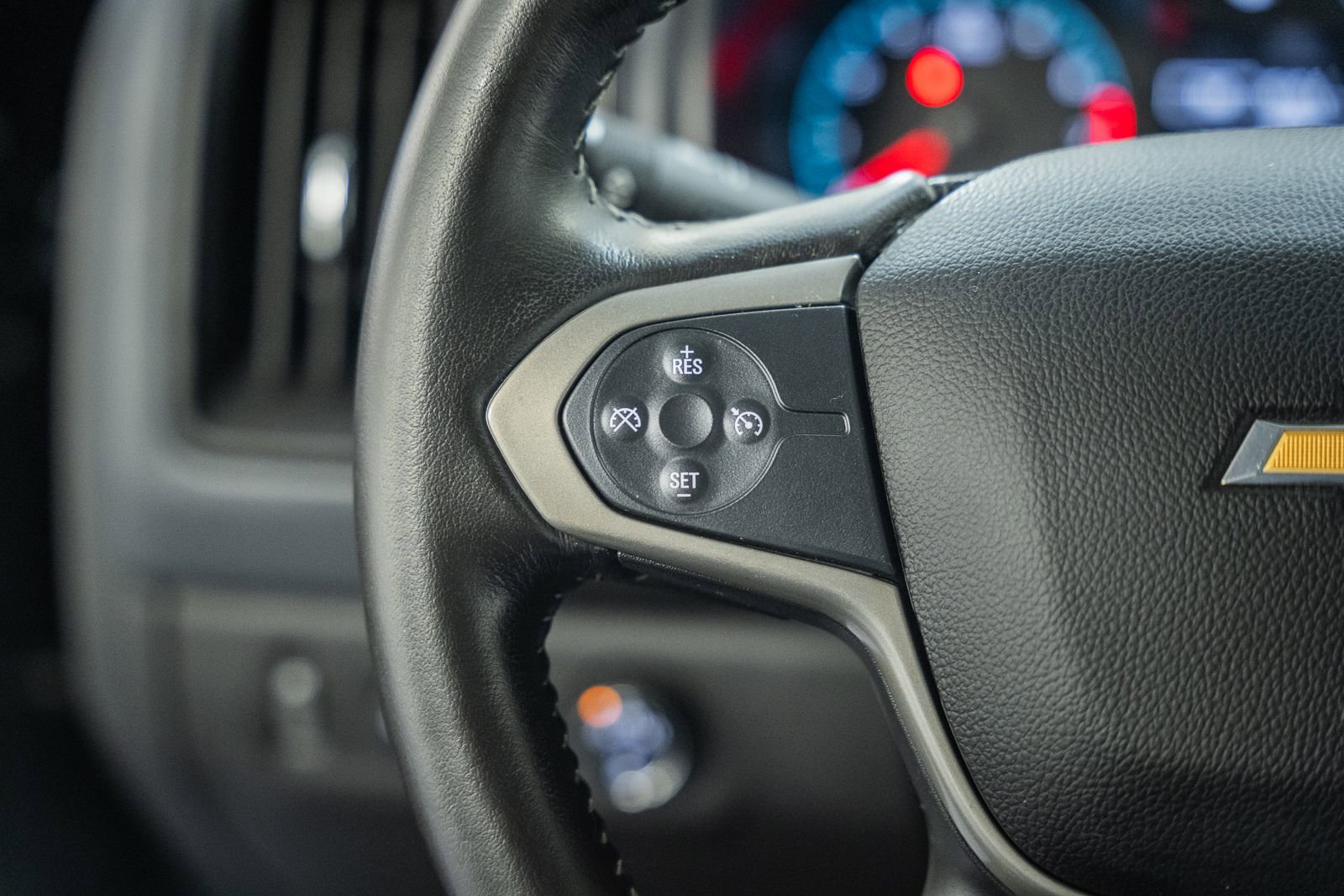 Used 2015 Chevrolet Colorado Z71 image 35