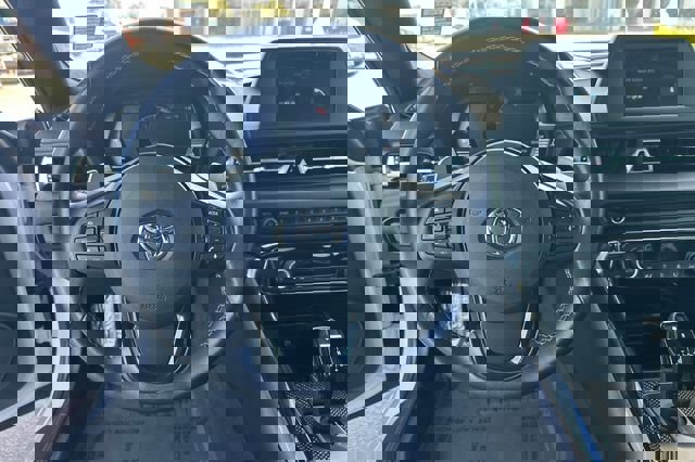 Used 2020 Toyota Supra w/ Driver Assist Package image 18