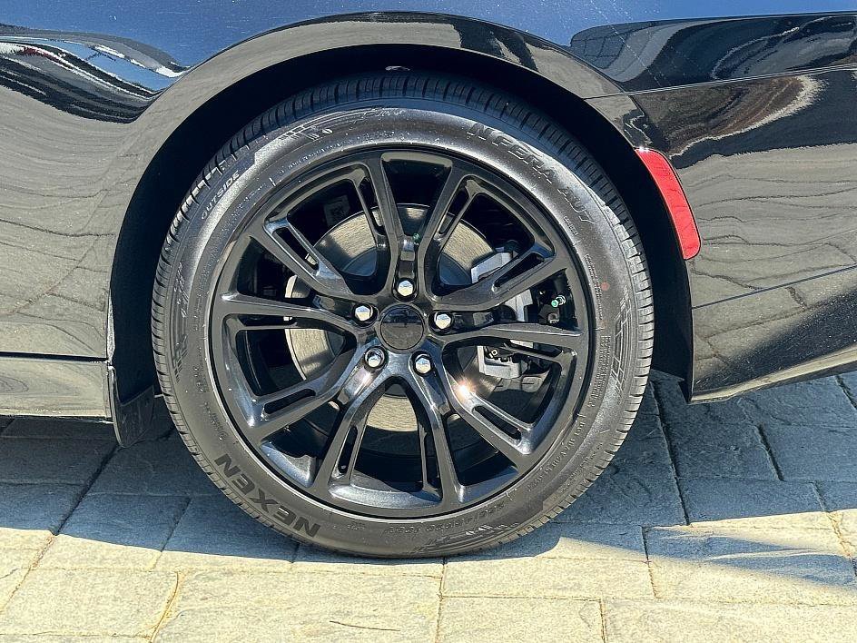 Used 2025 Dodge Charger R/T w/ Quick Order Package 25M R/T image 14