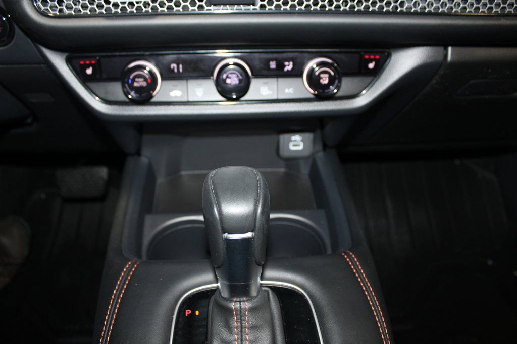 Certified 2025 Honda HR-V Sport image 28