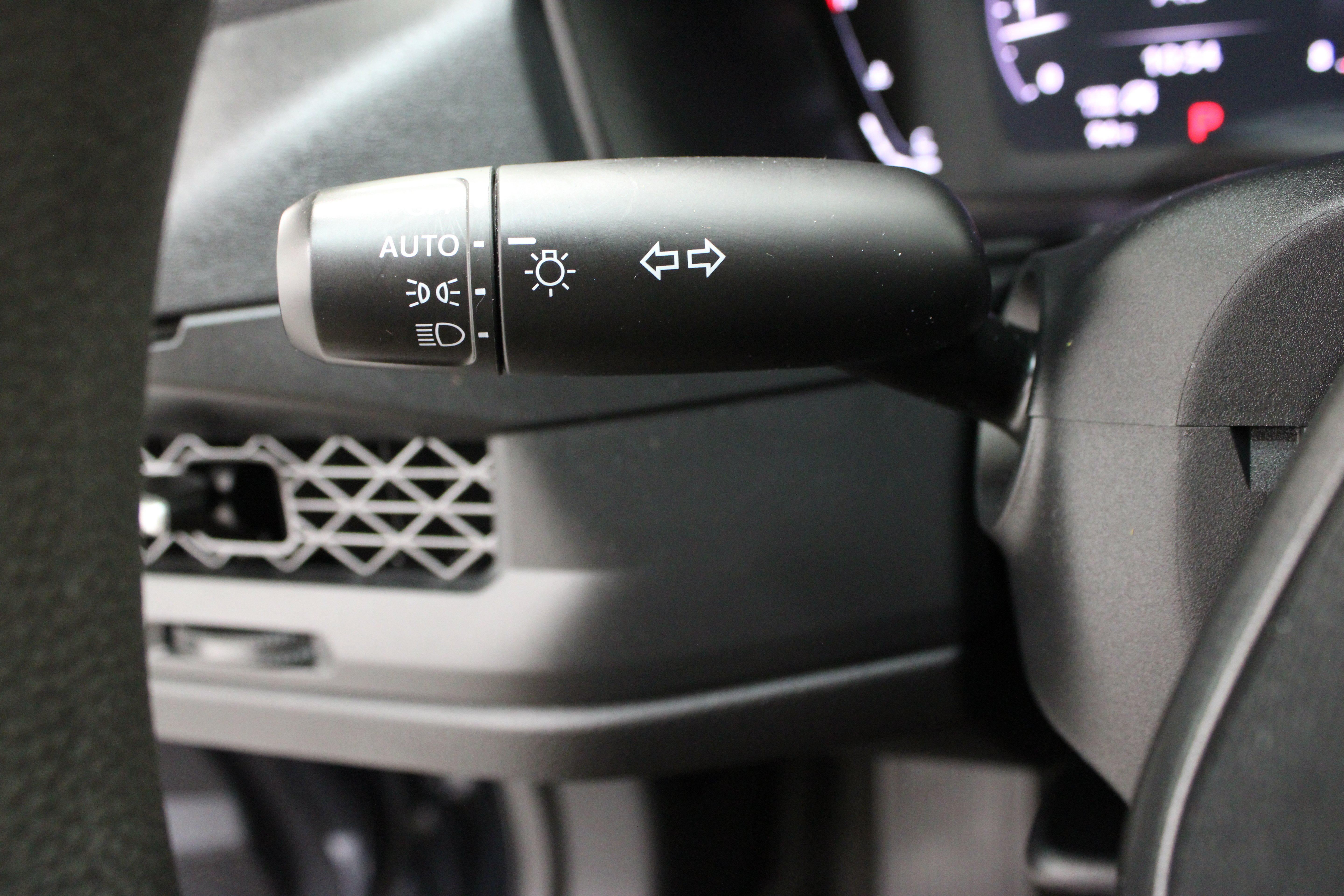 Used 2025 Honda Accord SE image 25
