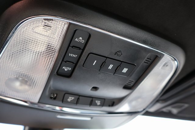 Used 2023 Dodge Charger SRT Hellcat w/ Harman/Kardon Audio Group image 30