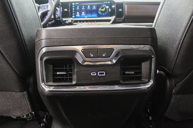 Certified 2024 Chevrolet Silverado 2500 High Country AWD/4WD image 26