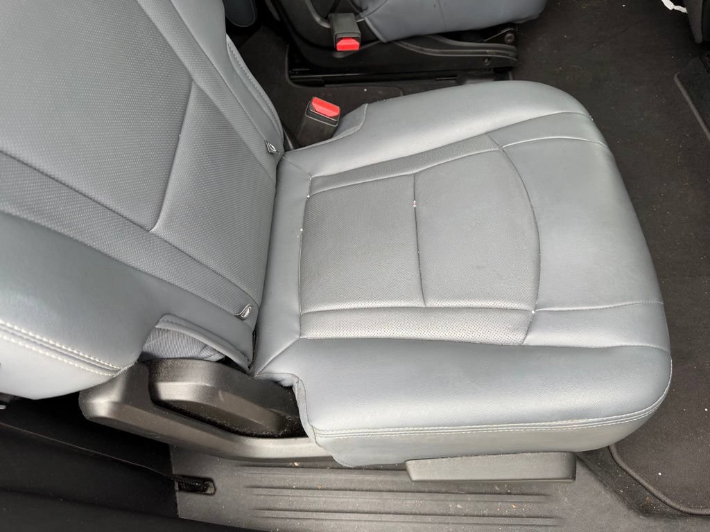 Used 2020 Buick Enclave Essence FWD image 20