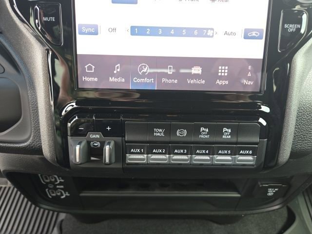 New 2025 RAM 2500 Tradesman AWD/4WD image 37