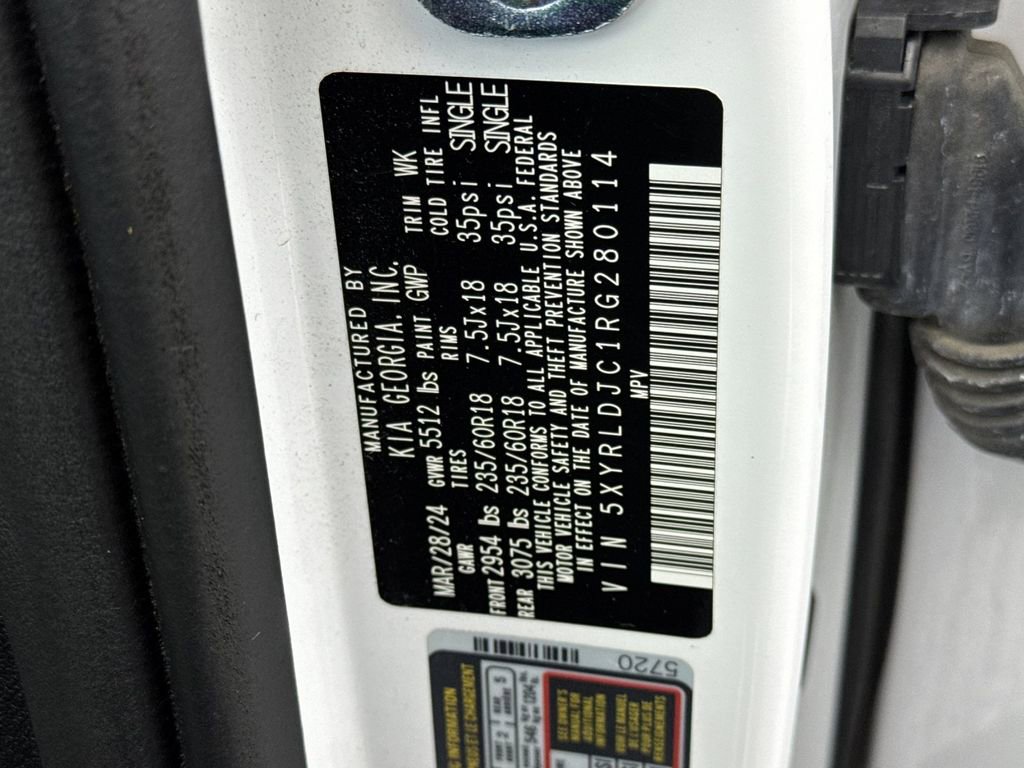 Used 2024 Kia Sorento S image 30