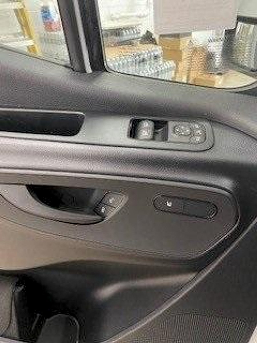 New 2025 Mercedes-Benz Sprinter 2500 image 6