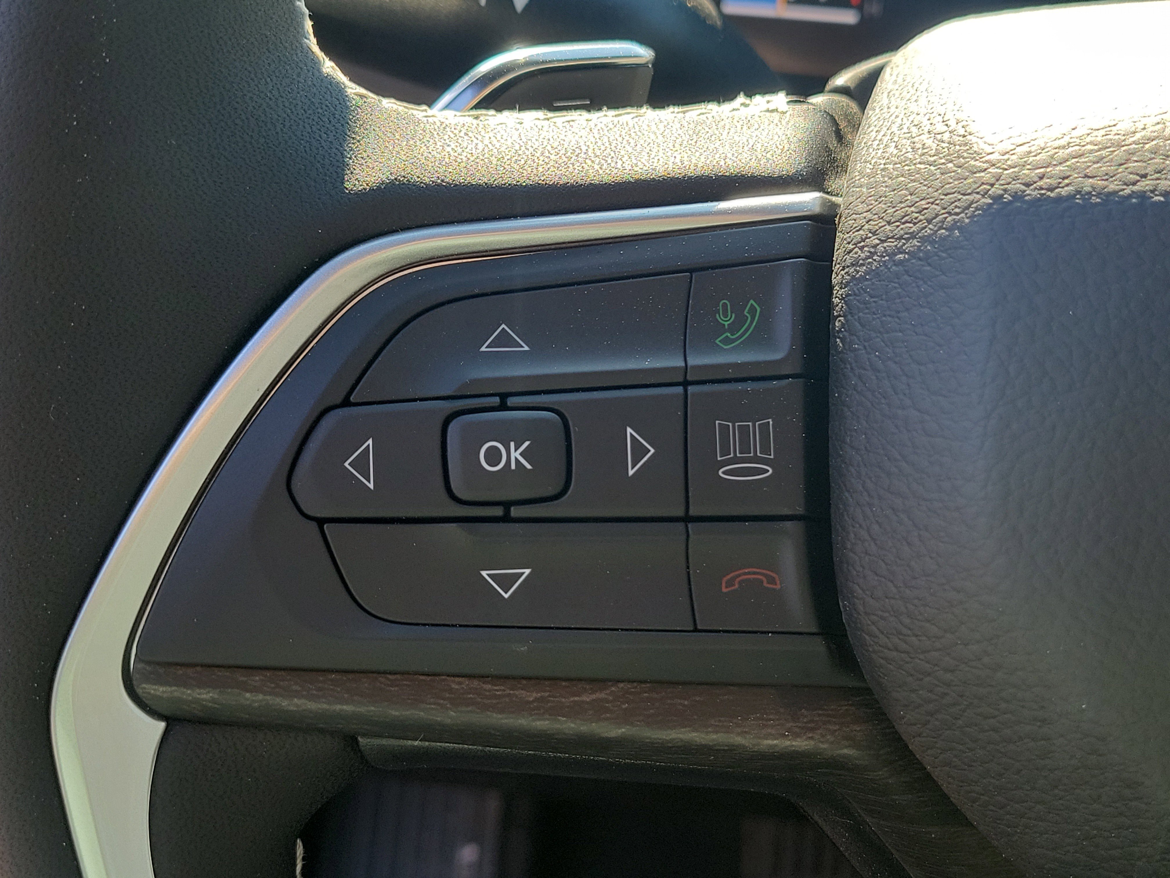 New 2026 Jeep Grand Cherokee Limited Reserve image 13