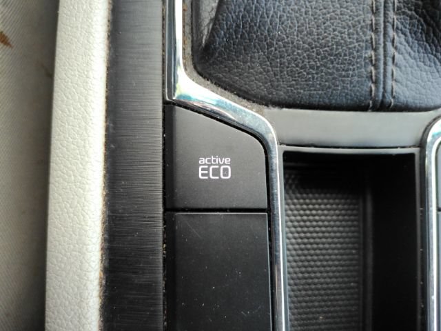 Used 2021 Kia Sedona LX FWD image 55