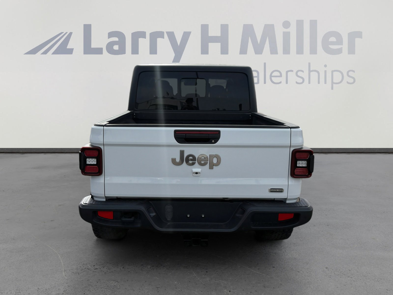 Used 2020 Jeep Gladiator Overland image 4