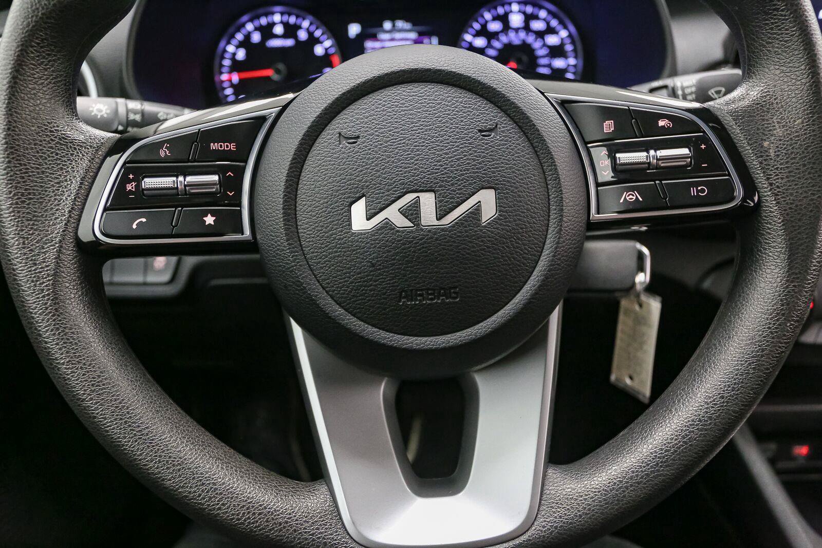 Used 2023 Kia Forte LXS FWD image 30