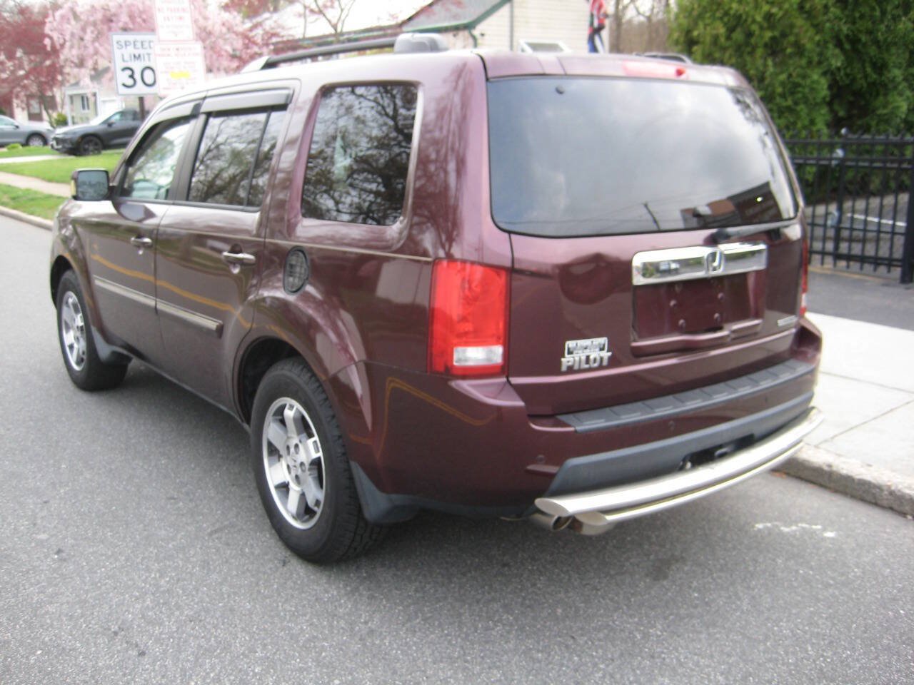 Used 2009 Honda Pilot Touring image 4