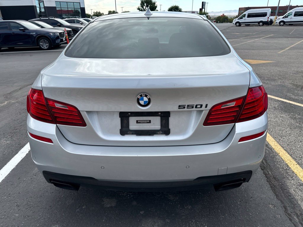Used 2016 BMW 550i xDrive Sedan AWD/4WD image 6