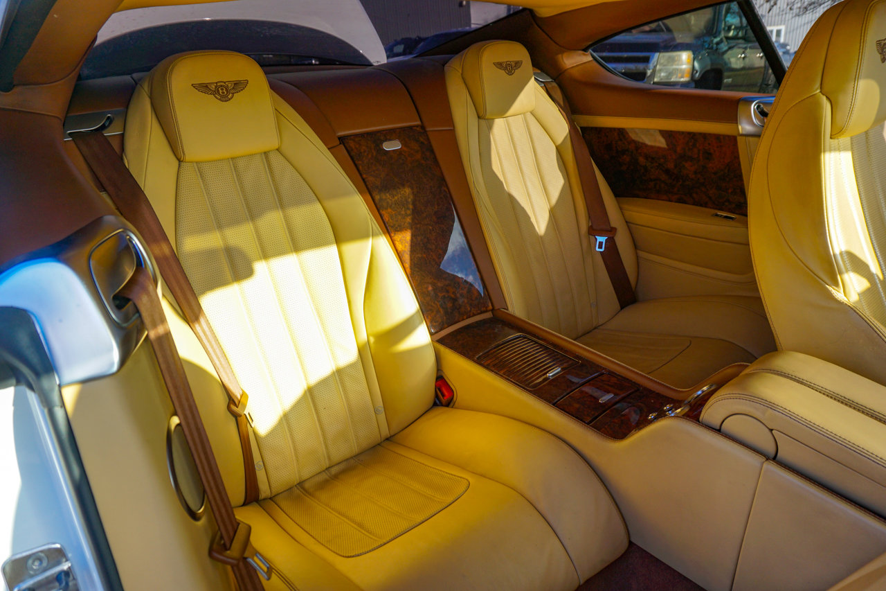 Used 2012 Bentley Continental GT image 24