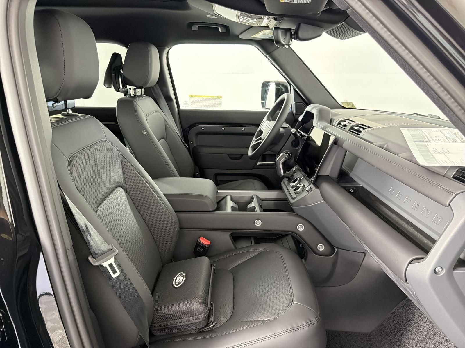 New 2026 Land Rover Defender 130 S AWD/4WD image 33