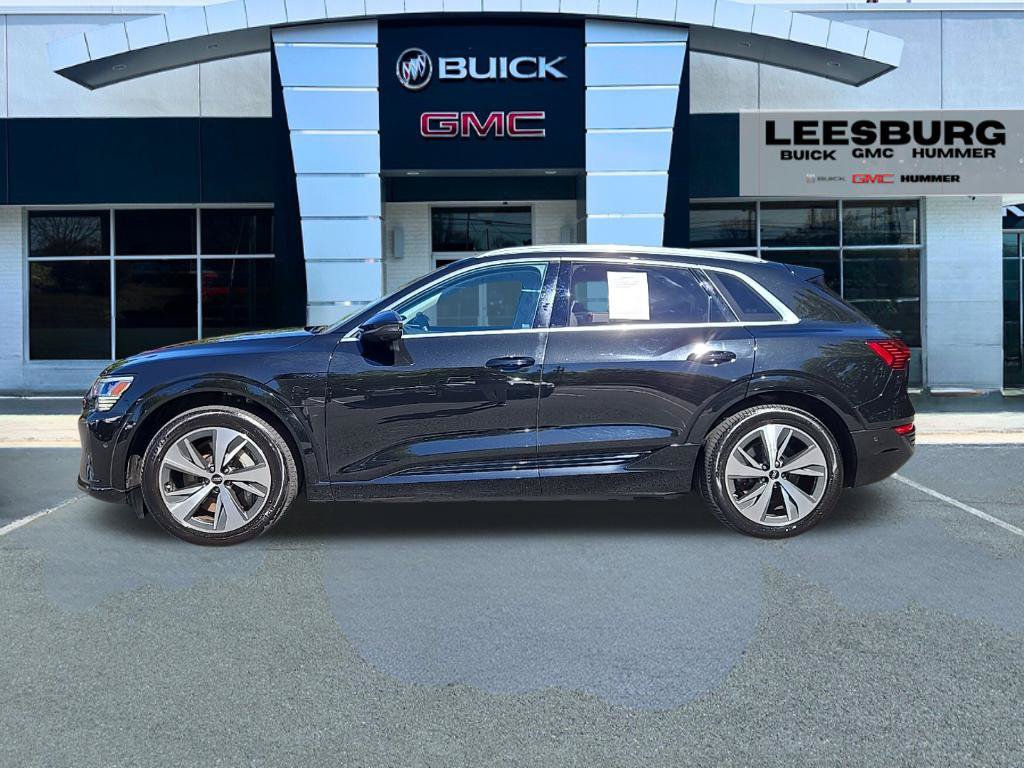 Used 2024 Audi Q8 e-tron Premium Plus w/ Premium Plus Package AWD/4WD image 4