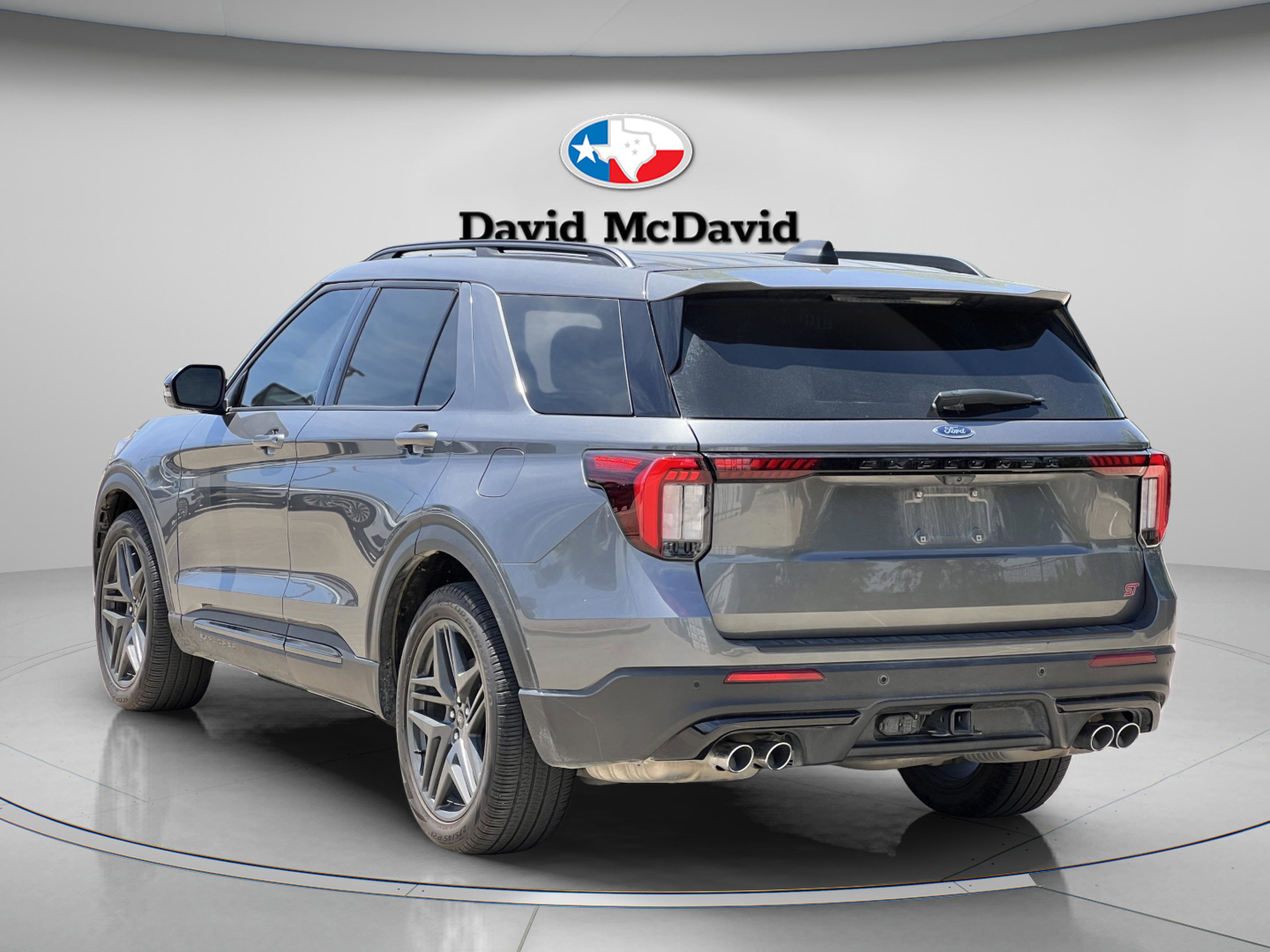 Used 2025 Ford Explorer ST w/ Sun And Sound Package AWD/4WD image 7