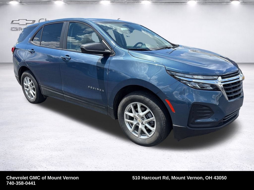 Used 2024 Chevrolet Equinox LS w/ LS Convenience Package AWD/4WD image 9