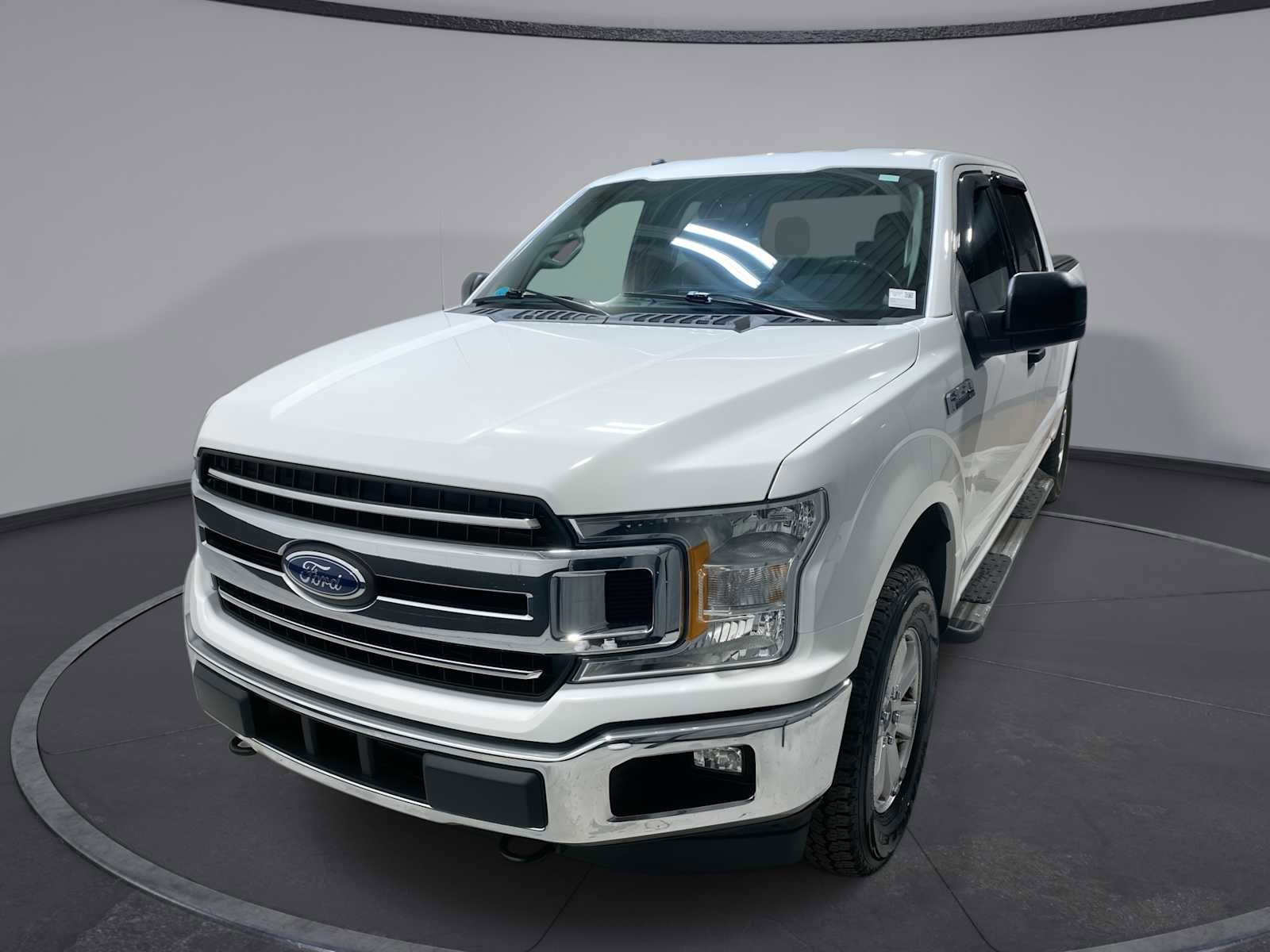 Used 2018 Ford F150 XLT AWD/4WD image 1