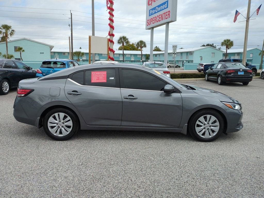 Certified 2022 Nissan Sentra S image 4