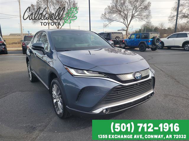 Used 2024 Toyota Venza Limited image 3