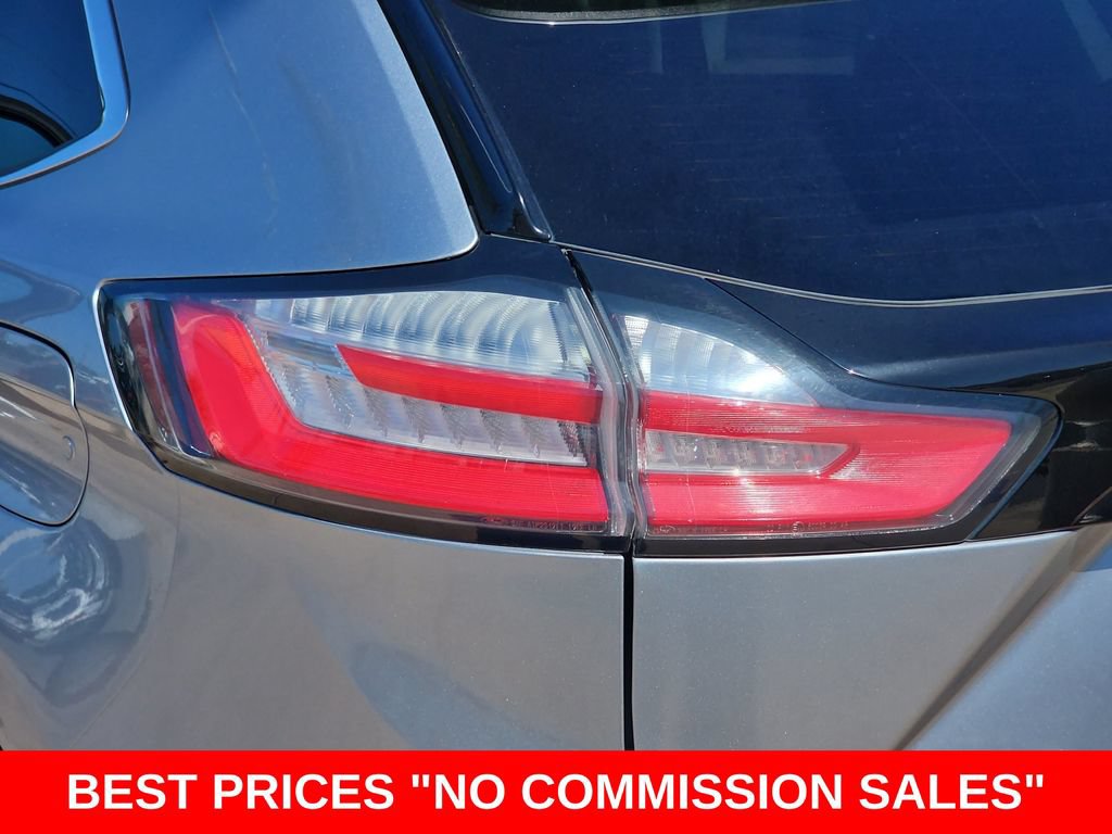 Used 2022 Ford Edge Titanium w/ Equipment Group 301A AWD/4WD image 42