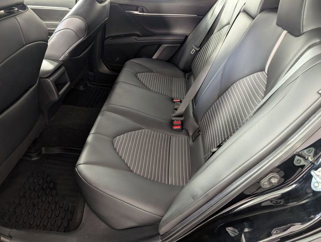 Used 2021 Toyota Camry SE image 24