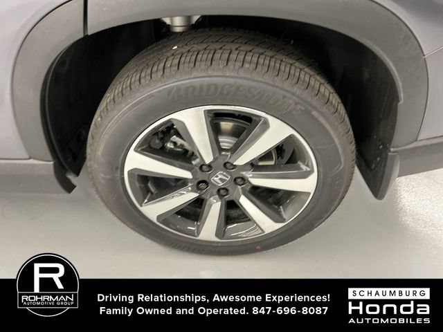 Used 2025 Honda Pilot Elite image 4