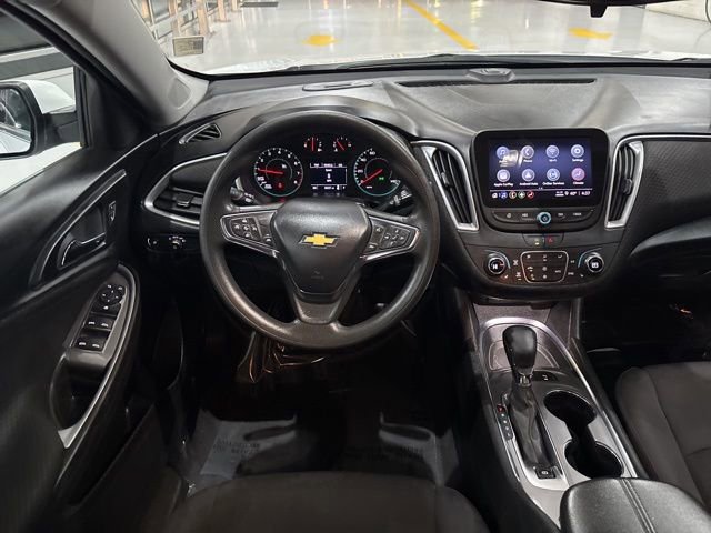 Used 2024 Chevrolet Malibu LT image 31