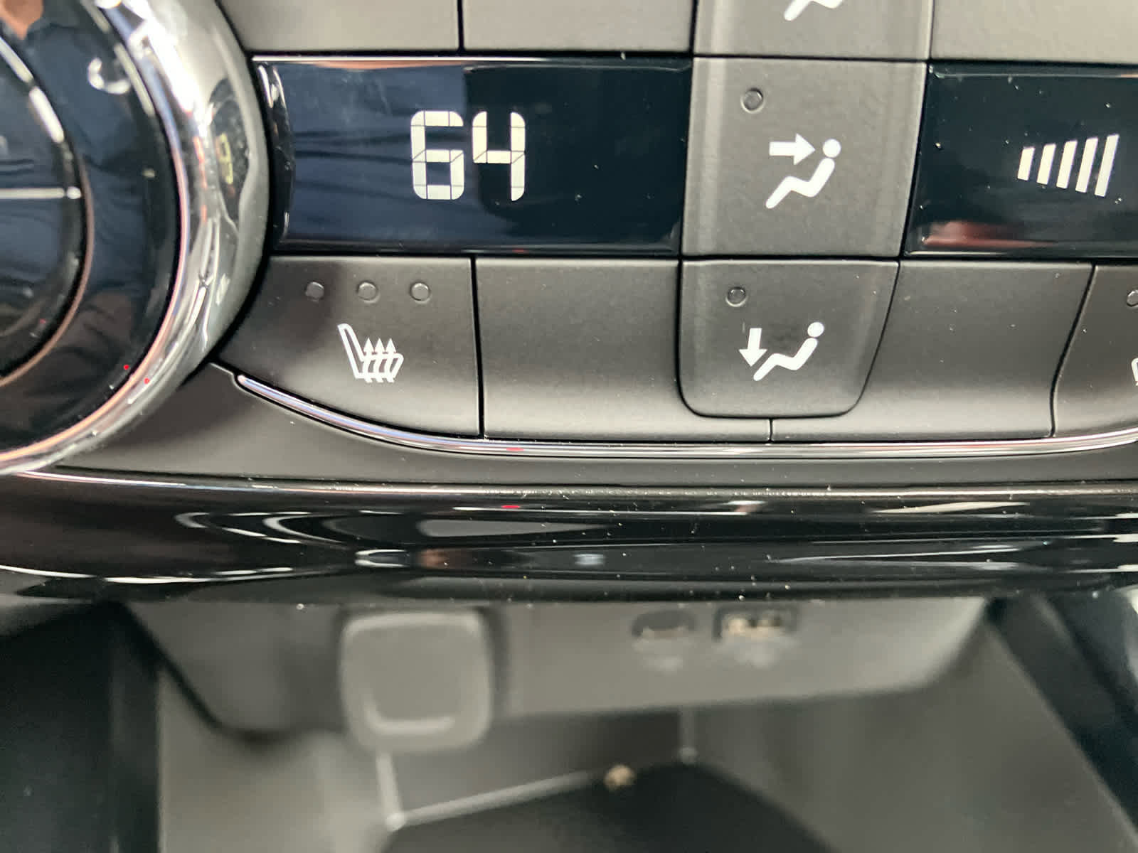 New 2026 Chevrolet Trax RS w/ Driver Confidence Package image 25