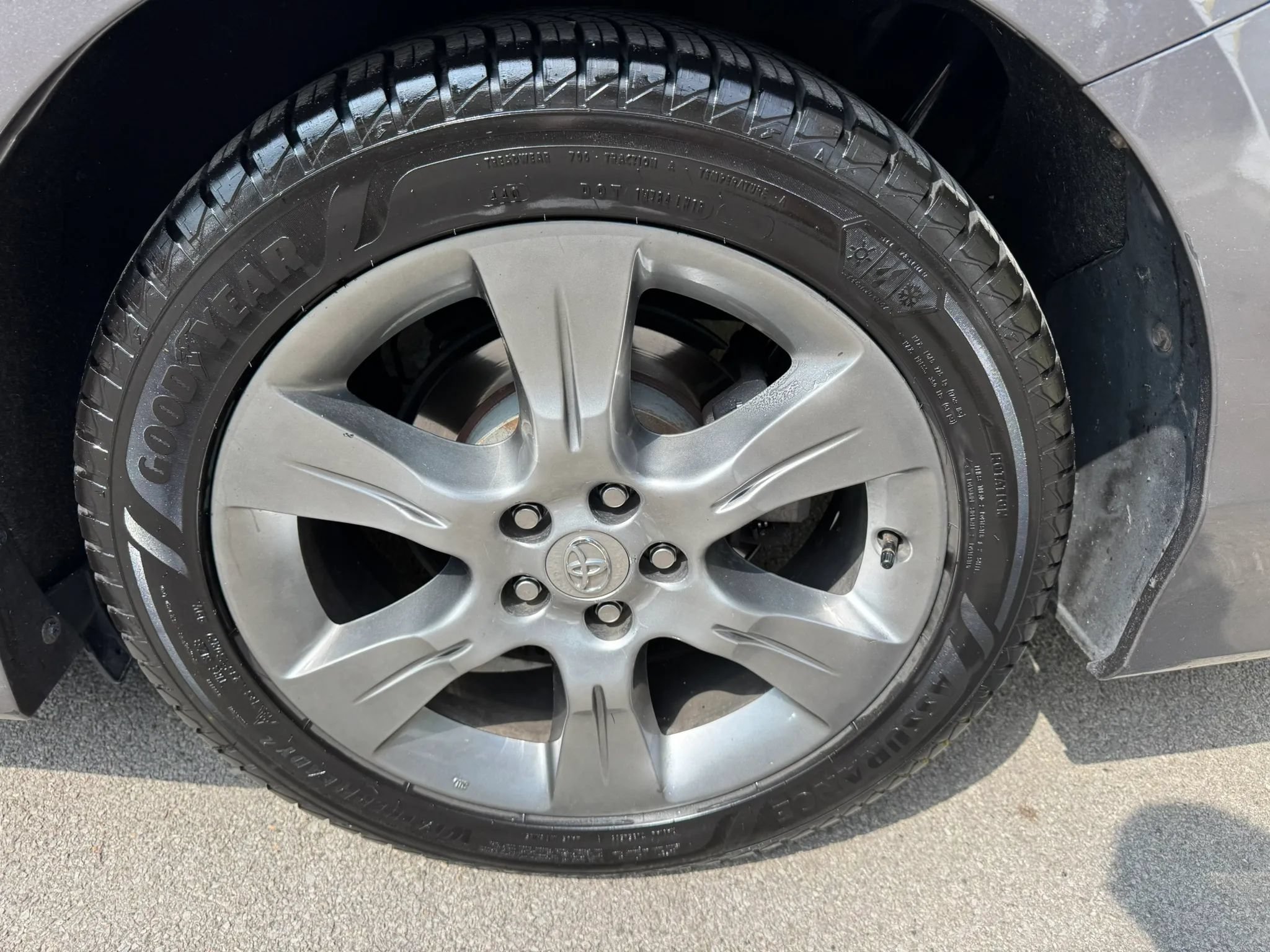 Used 2015 Toyota Sienna SE w/ SE Preferred Package FWD image 27